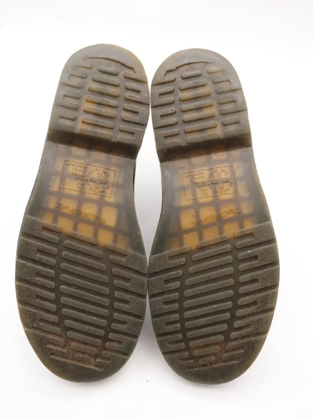 Doc Dr. Martens 2976 Chelsea Boots Men's 9 Women’s 10 Black Leather Ankle Boots